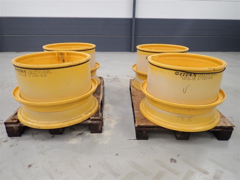 Felge typu Volvo L 70 H Fælge Titan 17.00 X 25, Gebrauchtmaschine v Haderup (Obrázek 21)