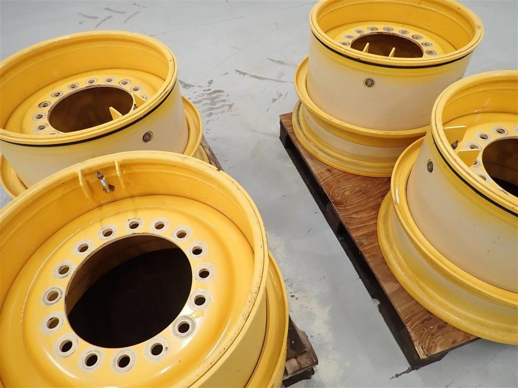 Felge typu Volvo L 70 H Fælge Titan 17.00 X 25, Gebrauchtmaschine v Haderup (Obrázek 12)