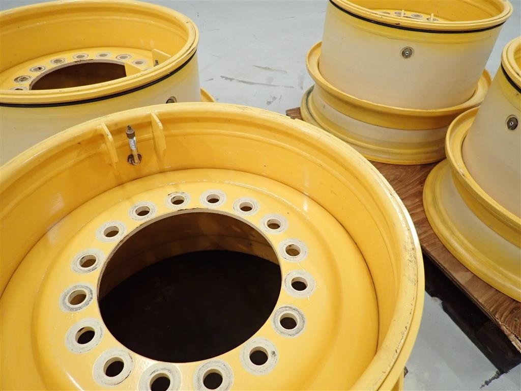 Felge typu Volvo L 70 H Fælge Titan 17.00 X 25, Gebrauchtmaschine v Haderup (Obrázek 11)