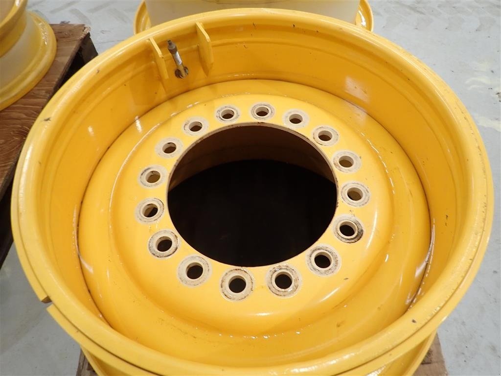 Felge typu Volvo L 70 H Fælge Titan 17.00 X 25, Gebrauchtmaschine v Haderup (Obrázek 5)