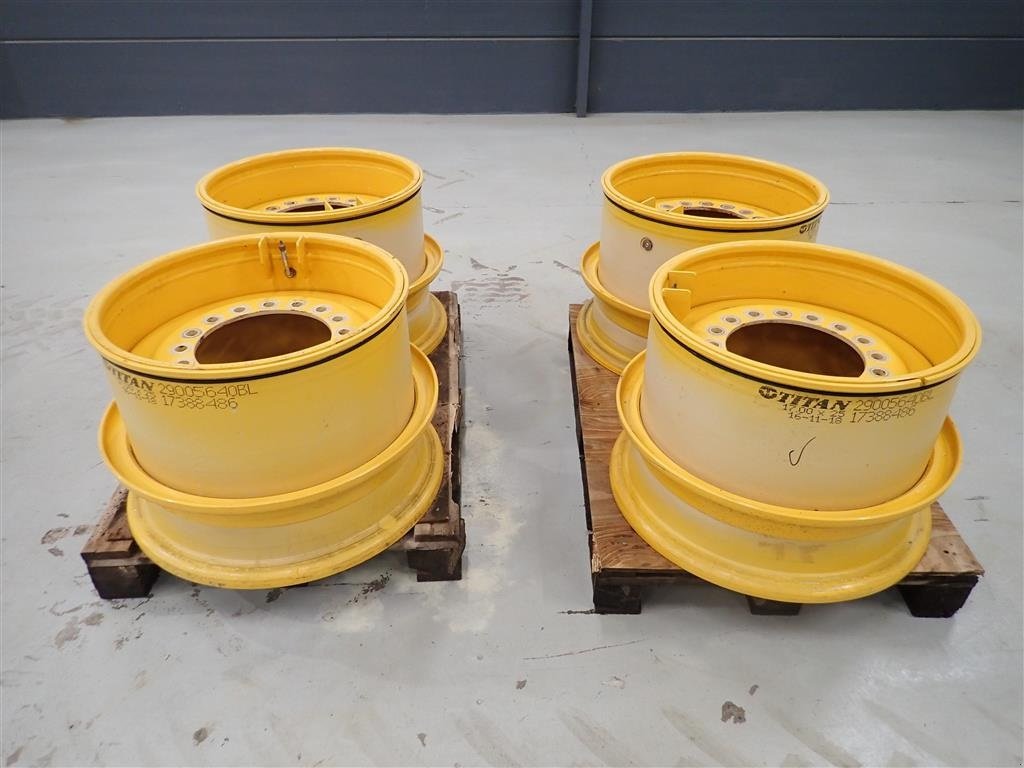 Felge typu Volvo L 70 H Fælge Titan 17.00 X 25, Gebrauchtmaschine v Haderup (Obrázek 2)