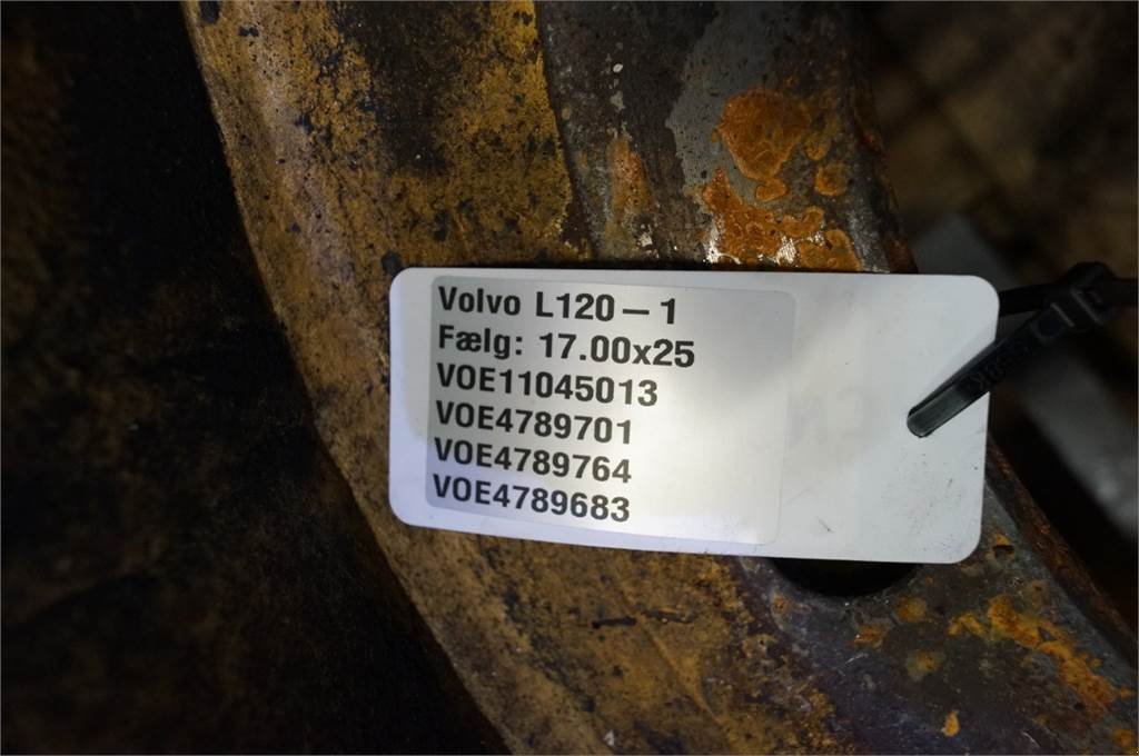 Felge типа Volvo L120, Gebrauchtmaschine в Hemmet (Фотография 10)