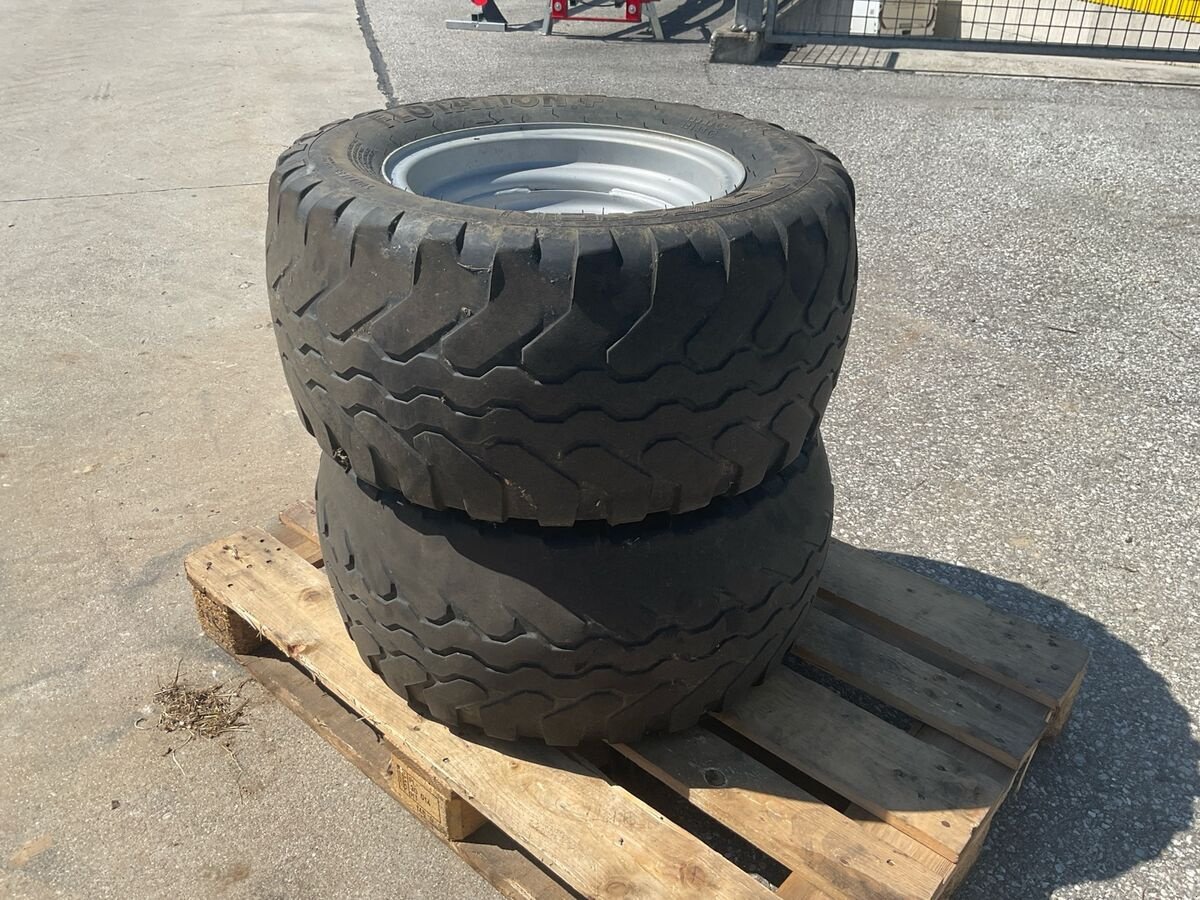 Felge des Typs Vredestein 340/55-16, Gebrauchtmaschine in Zwettl (Bild 8)