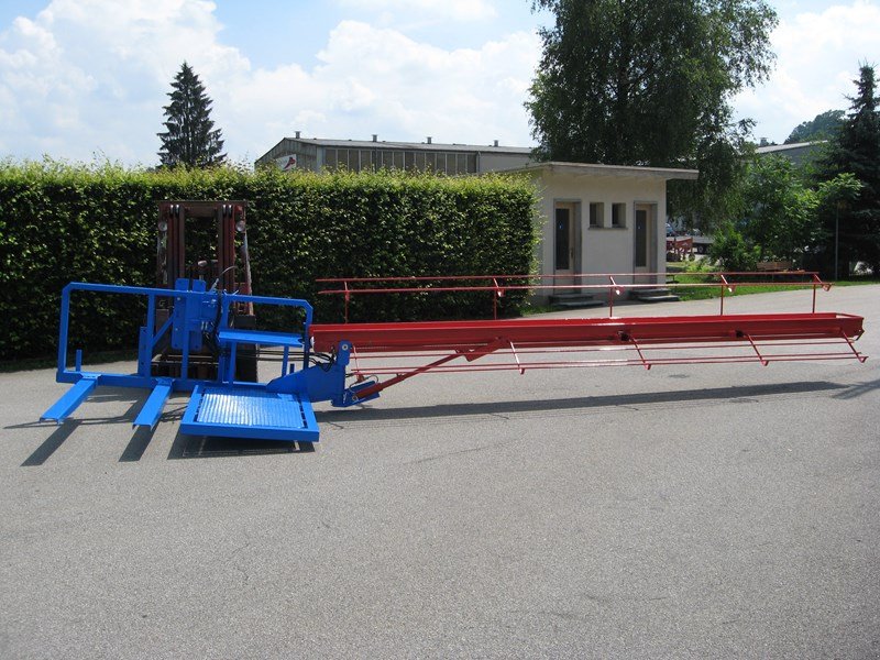 Förderanlage des Typs Fobro Ernteband mit Arbeitsplattform, Neumaschine in Hüswil (Bild 1)
