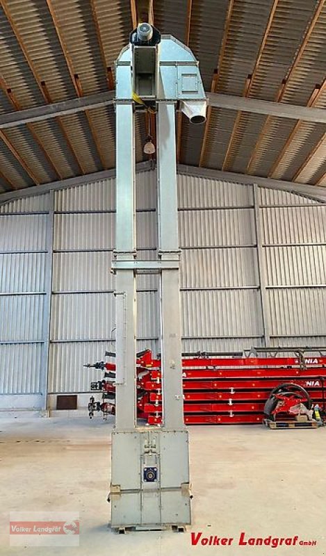 Förderanlage des Typs Unia AGA 40 Becherelevator Ausstellungsstück 5 m, Neumaschine in Ostheim/Rhön (Bild 1)