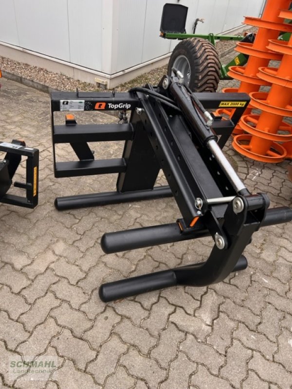 Folienballenzange of the type Alö TOPGRIP, Neumaschine in Woltersdorf (Picture 1)