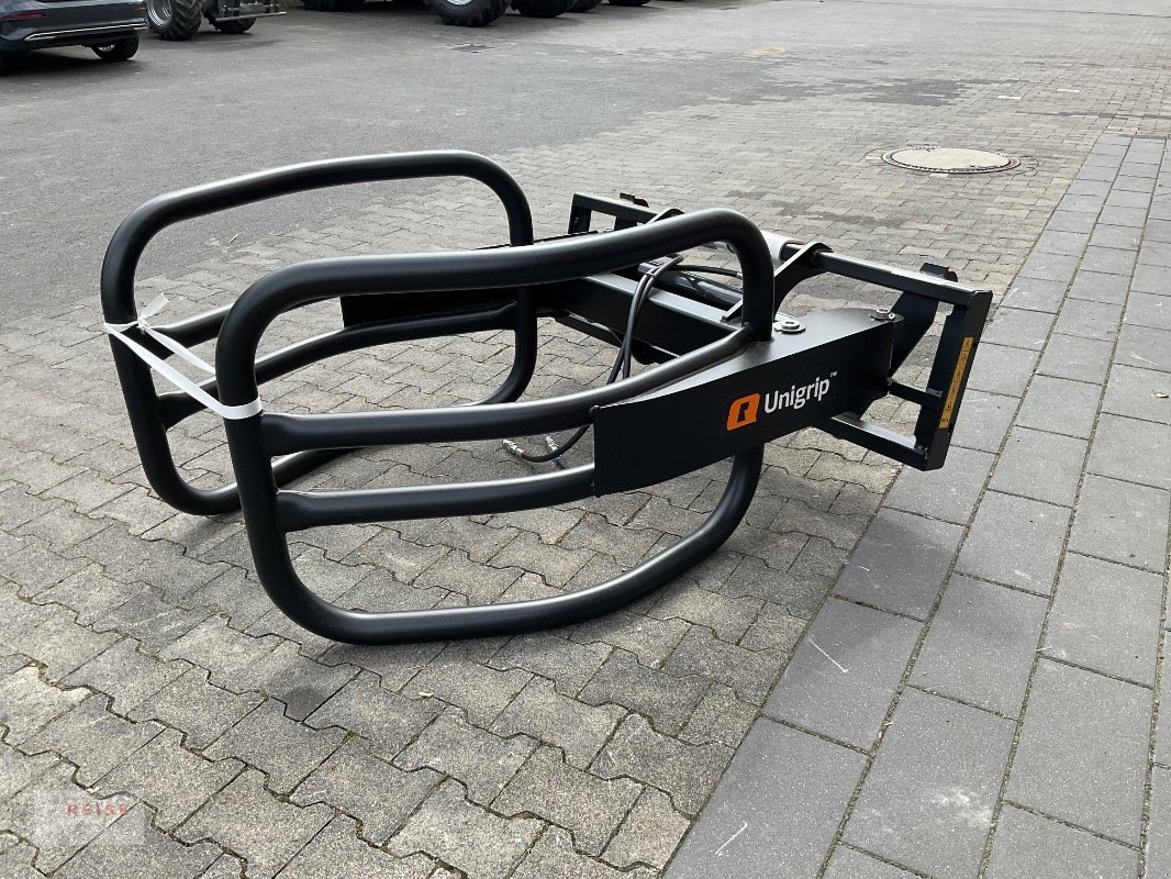 Folienballenzange des Typs Alö Unigrip 160 Euro Ballenzange, Neumaschine in Lippetal / Herzfeld (Bild 3)