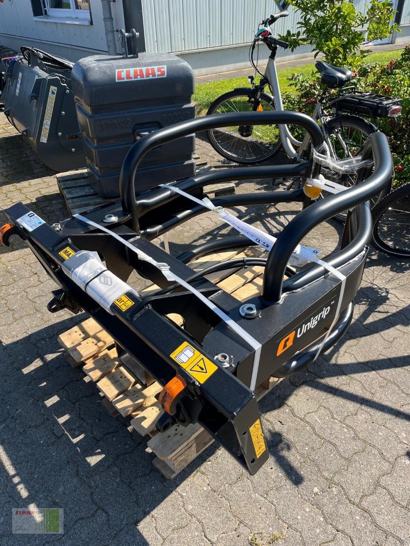 Folienballenzange des Typs Alö UNIGRIP 160 EURO, Neumaschine in Risum-Lindholm (Bild 5)