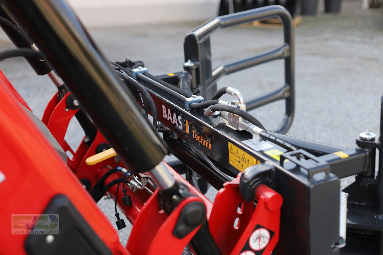 Folienballenzange of the type Baas BAAS Technik Ballengreifer, Neumaschine in Ebersberg (Picture 2)