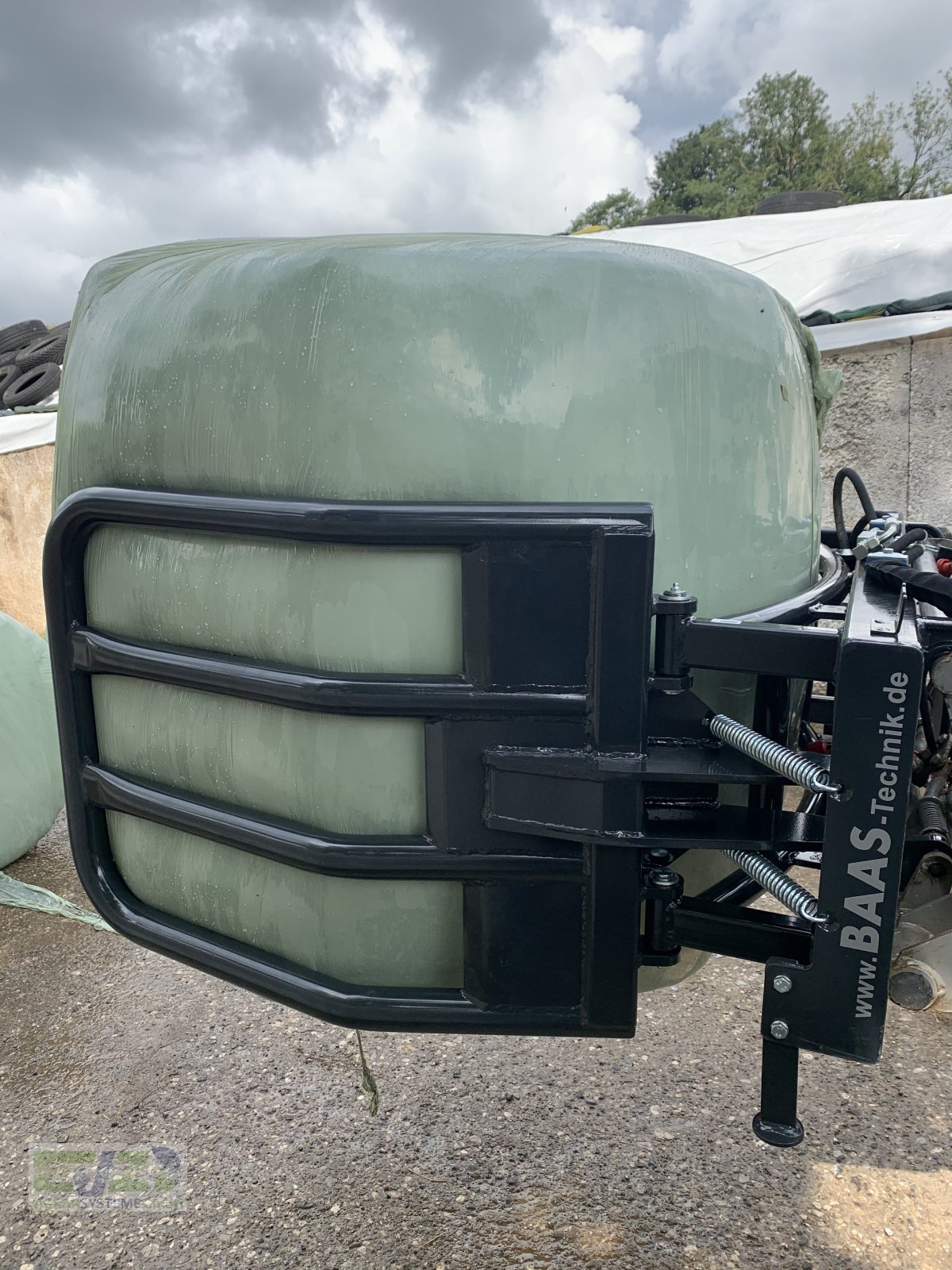 Folienballenzange of the type Baas BAAS Technik Ballengreifer, Neumaschine in Ebersberg (Picture 5)