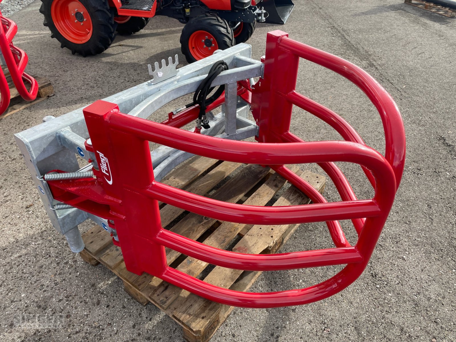 Folienballenzange typu Fliegl Ballenzange Profi-Combi, Neumaschine w Ebenhofen (Zdjęcie 2)