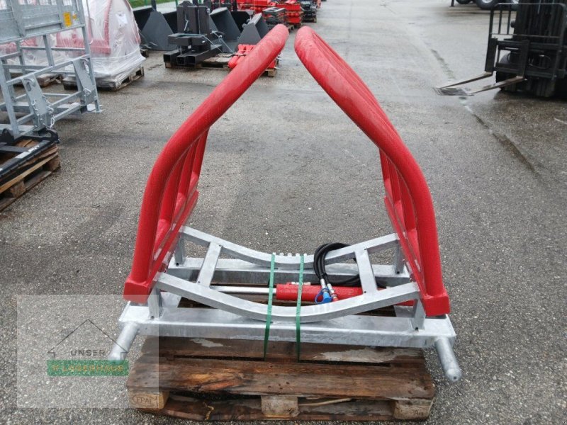 Folienballenzange des Typs Fliegl Frontalderzubehör BALLENZANGE, Neumaschine in Aschbach (Bild 1)