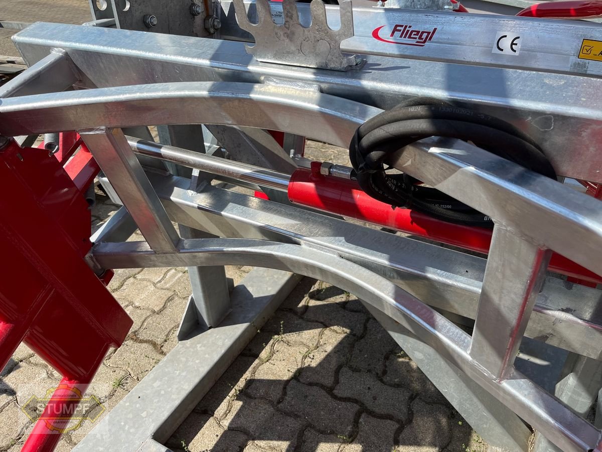 Folienballenzange a típus Fliegl Profi Combi, Neumaschine ekkor: Grafenstein (Kép 3)