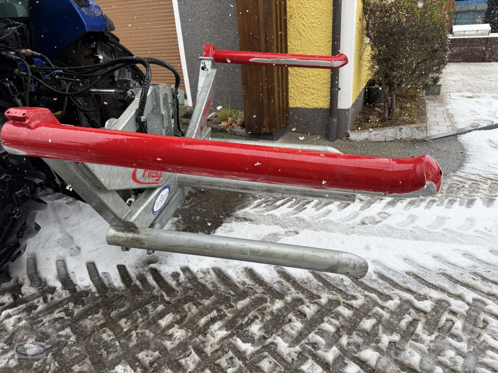 Folienballenzange of the type Fliegl Schmetterling, Gebrauchtmaschine in Münzkirchen (Picture 3)