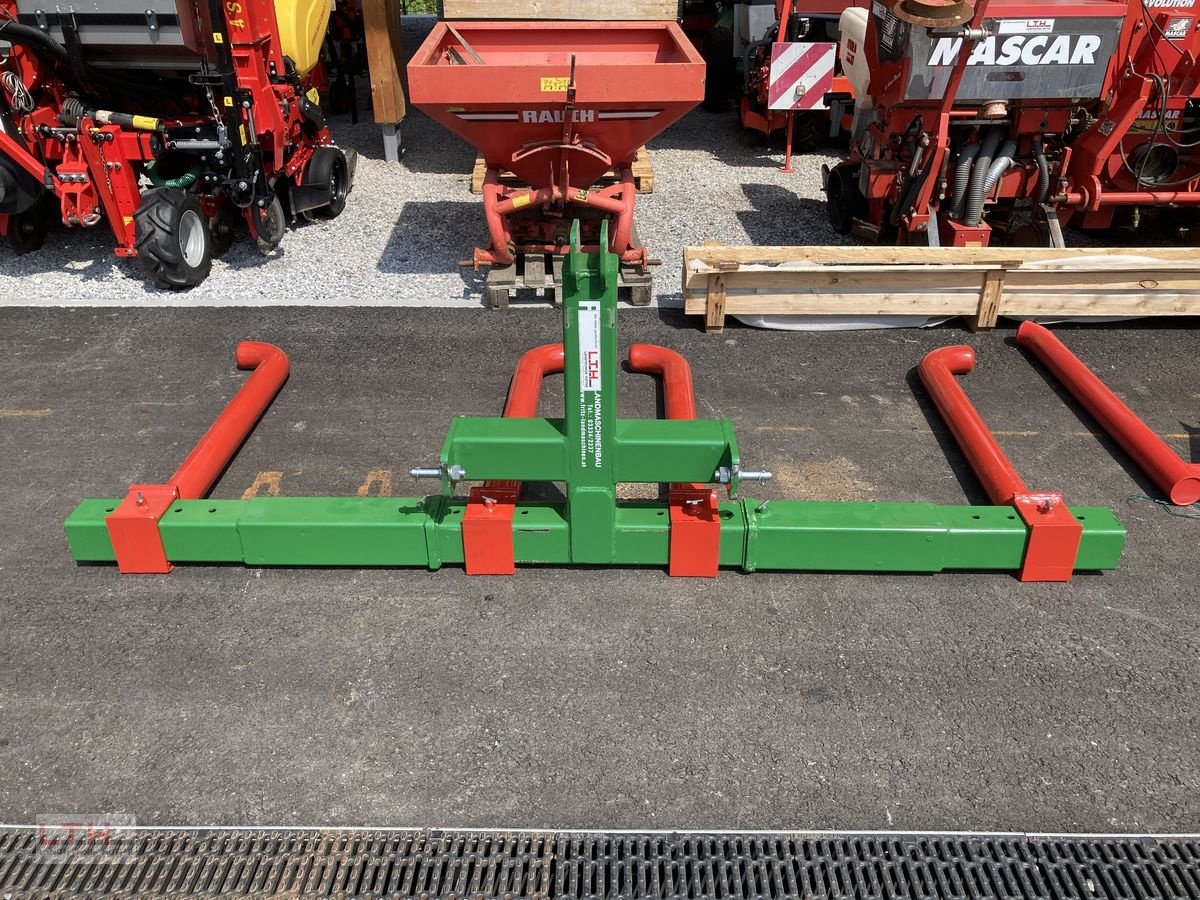 Folienballenzange of the type Fritz SUPER STANDARD DUO, Neumaschine in Gnas (Picture 1)