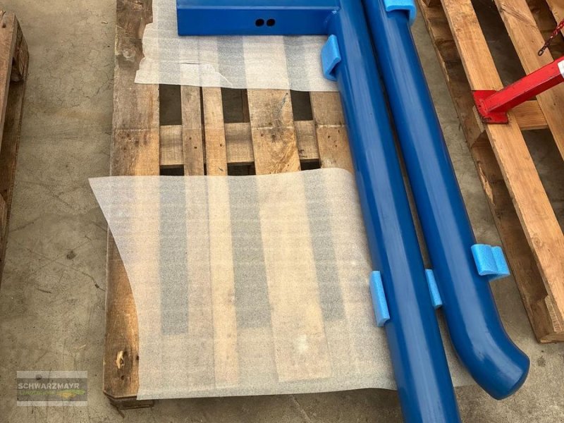 Folienballenzange des Typs Göweil BTGME Gabelrohre, Gebrauchtmaschine in Aurolzmünster (Bild 1)