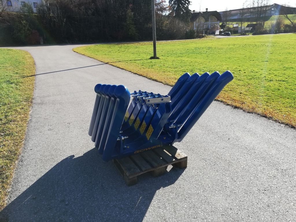 Folienballenzange of the type Göweil BTGME mechanisch, Neumaschine in Grünbach (Picture 4)