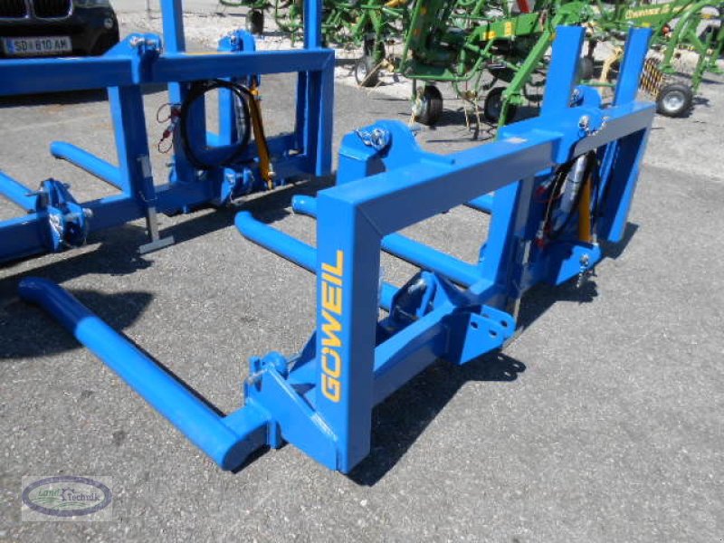 Folienballenzange des Typs Göweil Doppeltransportgabel, Neumaschine in Münzkirchen (Bild 3)