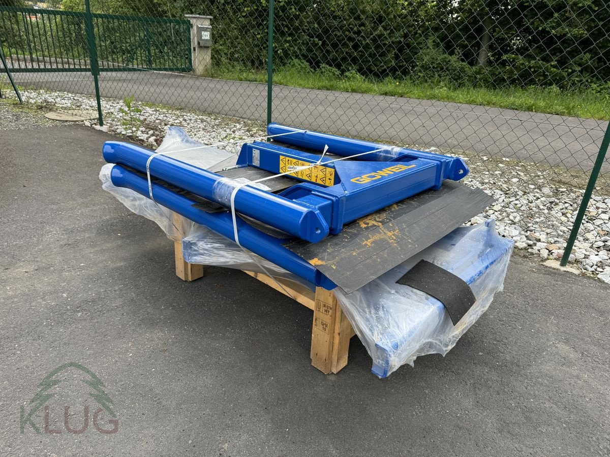 Folienballenzange des Typs Göweil Doppeltransportrahmen DTR hydraulisch, Neumaschine in Pirching am Traubenberg (Bild 2)