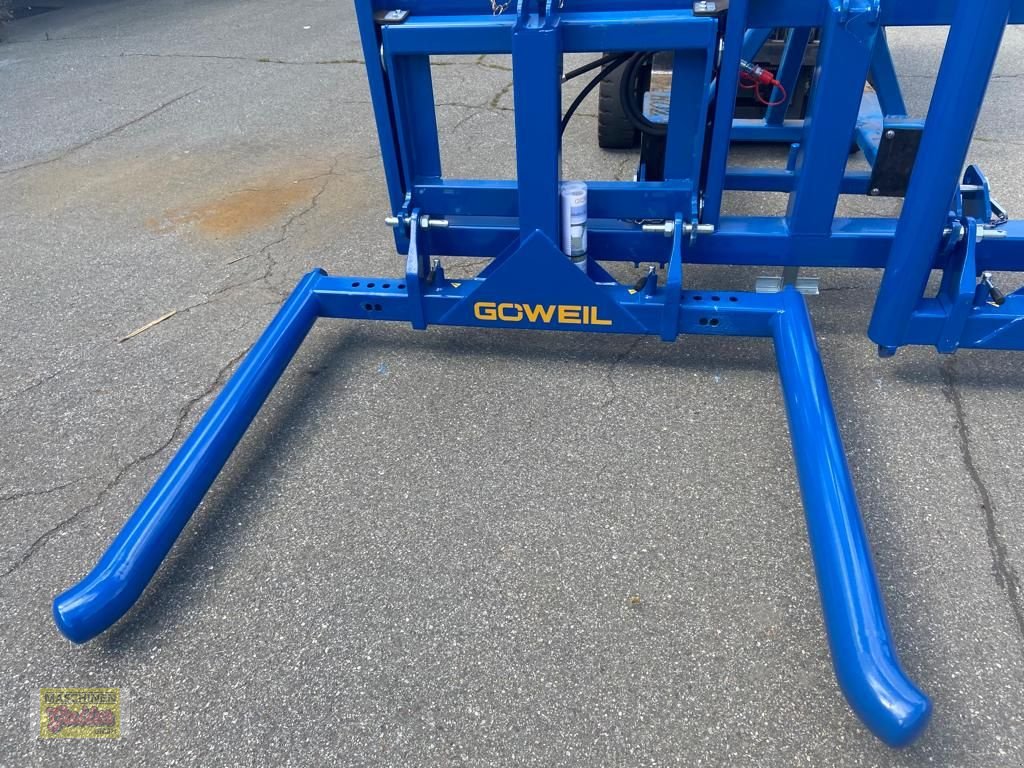 Folienballenzange des Typs Göweil DOPPELTRANSPORTRAHMEN mit Ballenträger, Neumaschine in Kötschach (Bild 15)