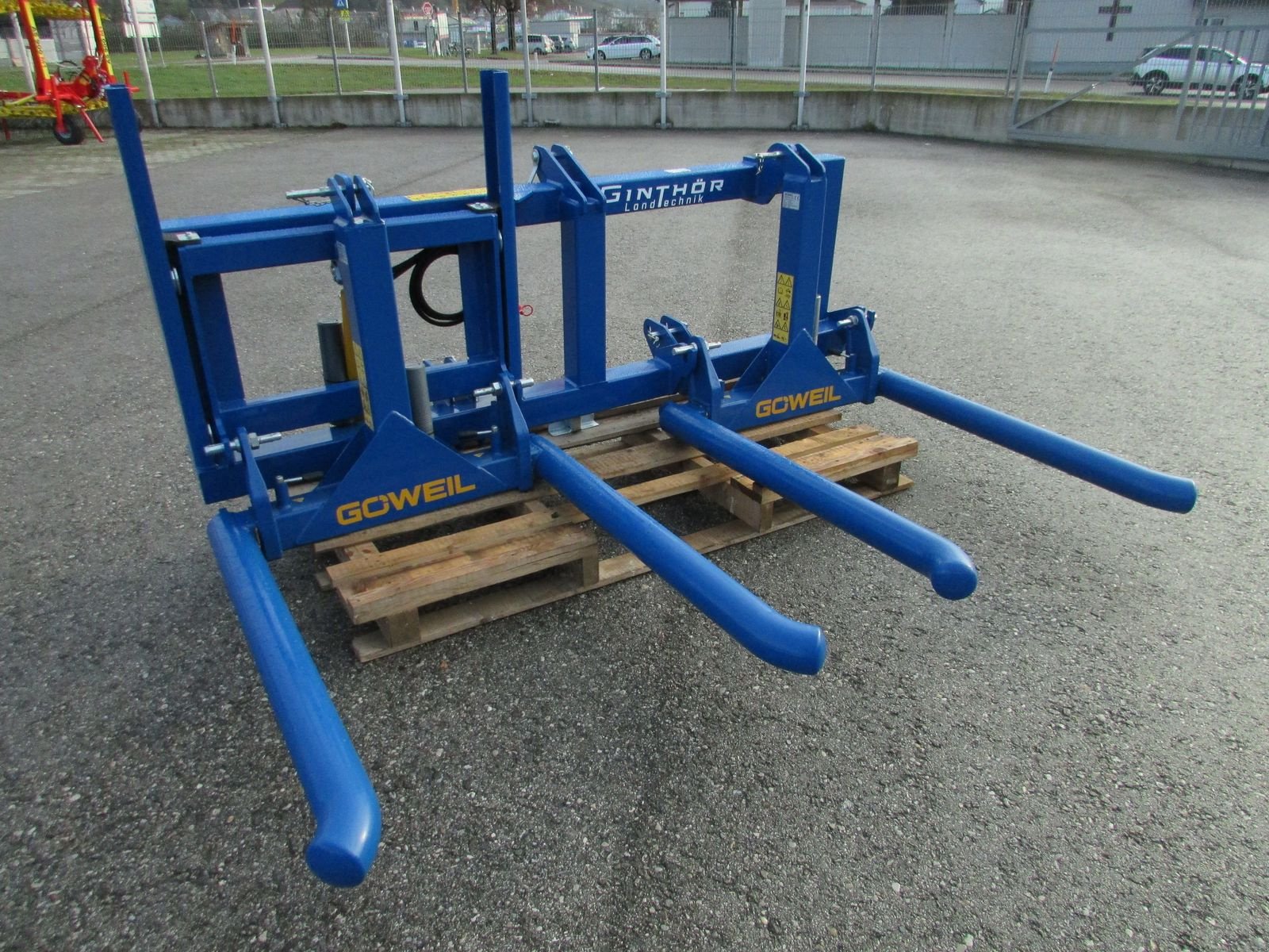 Folienballenzange des Typs Göweil DTR + 2x BTGME Ballengabel, Gebrauchtmaschine in Saxen (Bild 2)