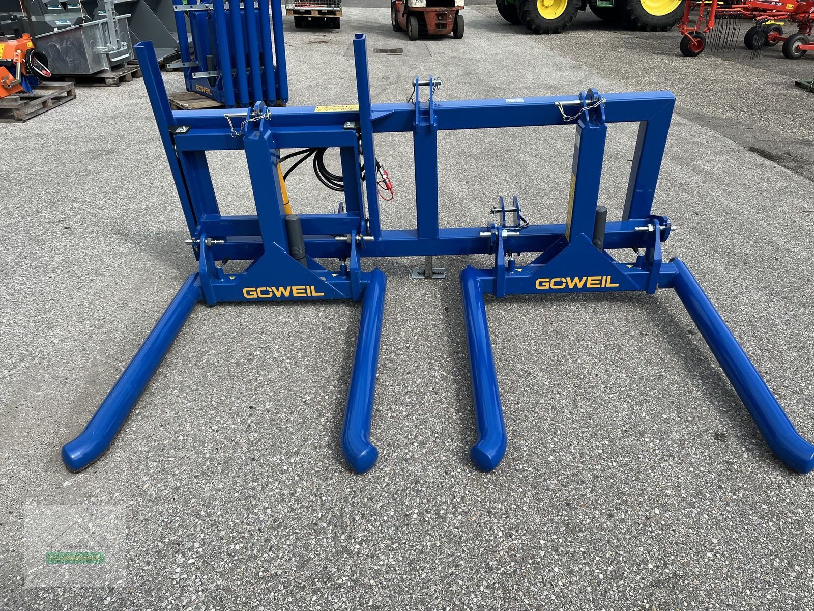 Folienballenzange of the type Göweil DTR / Doppeltransportrahmen, Neumaschine in Wartberg (Picture 5)