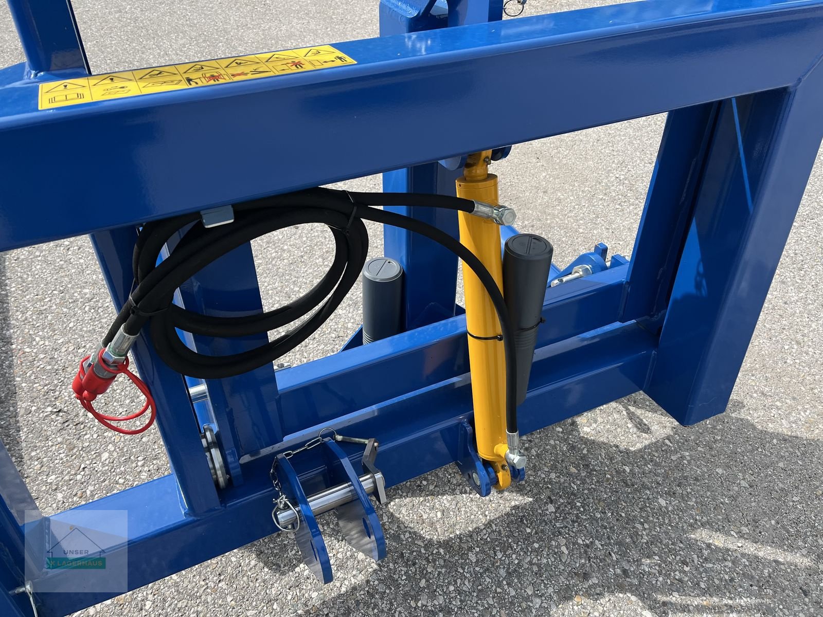 Folienballenzange of the type Göweil DTR / Doppeltransportrahmen, Neumaschine in Wartberg (Picture 8)