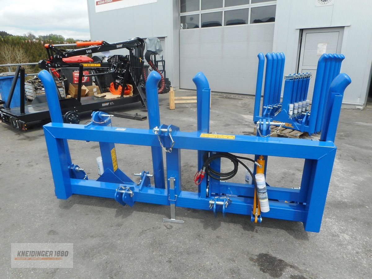 Folienballenzange of the type Göweil DTR, Neumaschine in Altenfelden (Picture 3)