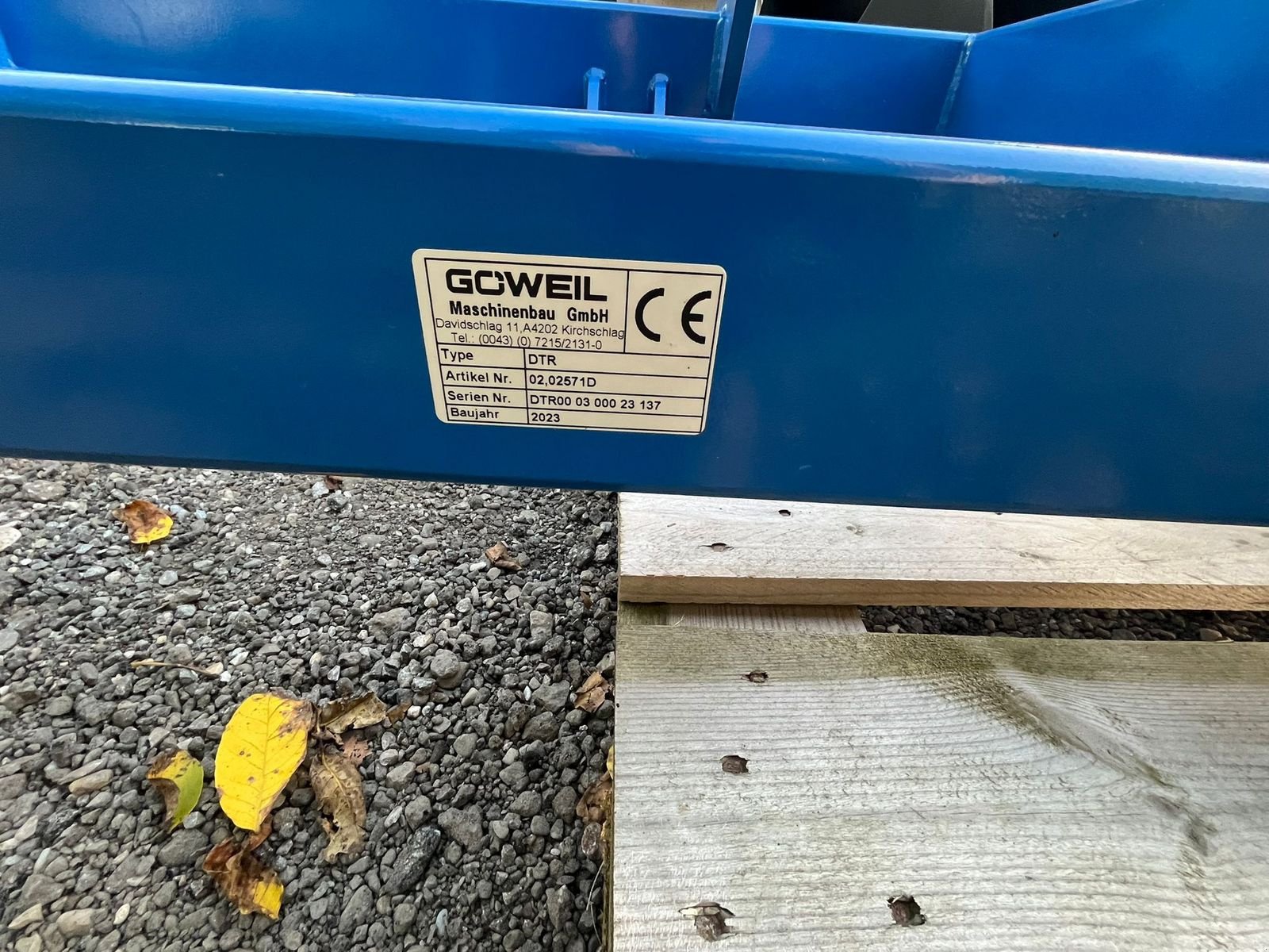 Folienballenzange des Typs Göweil DTR, Neumaschine in Pischelsdorf am Engelbach (Bild 2)
