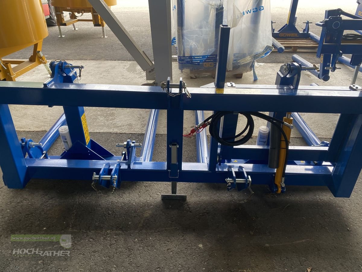 Folienballenzange des Typs Göweil Göweil DTR, Neumaschine in Kronstorf (Bild 3)