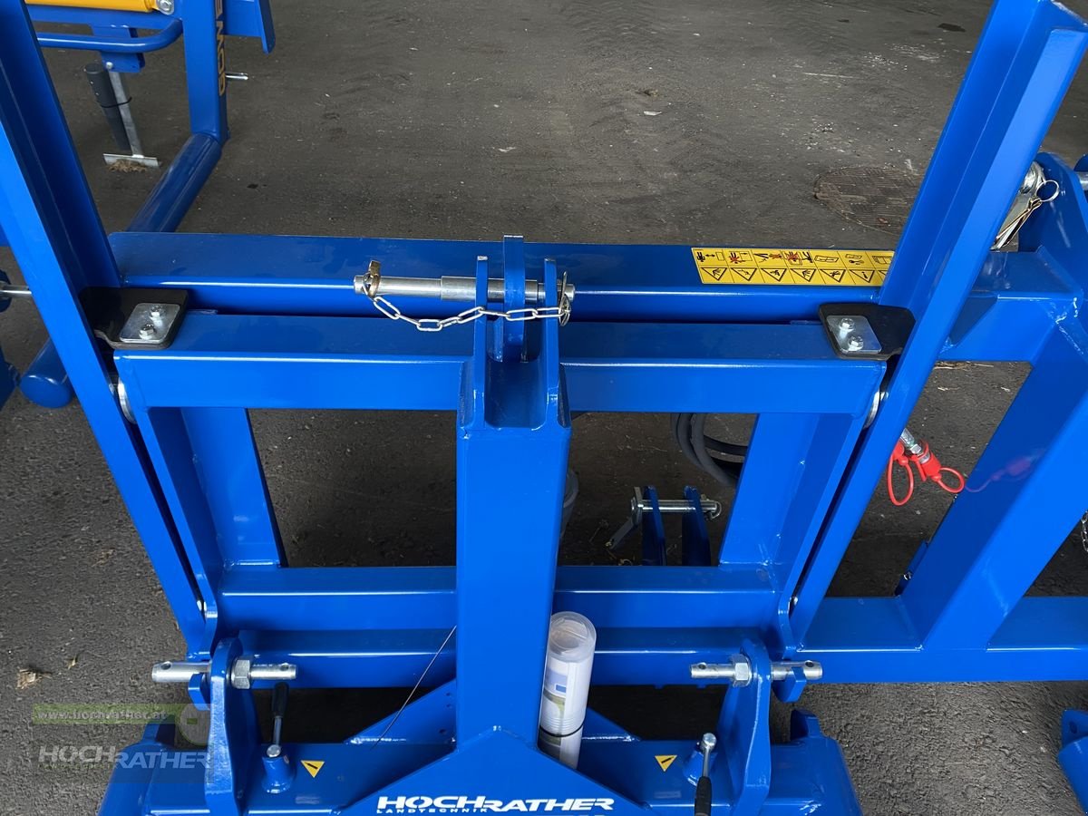 Folienballenzange des Typs Göweil Göweil DTR, Neumaschine in Kronstorf (Bild 2)