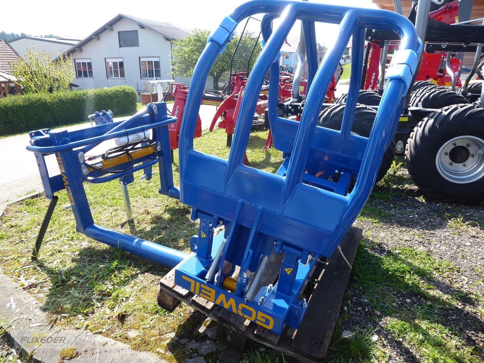 Folienballenzange des Typs Göweil RBG 160 Rundballengreifer, Neumaschine in Pattigham (Bild 3)