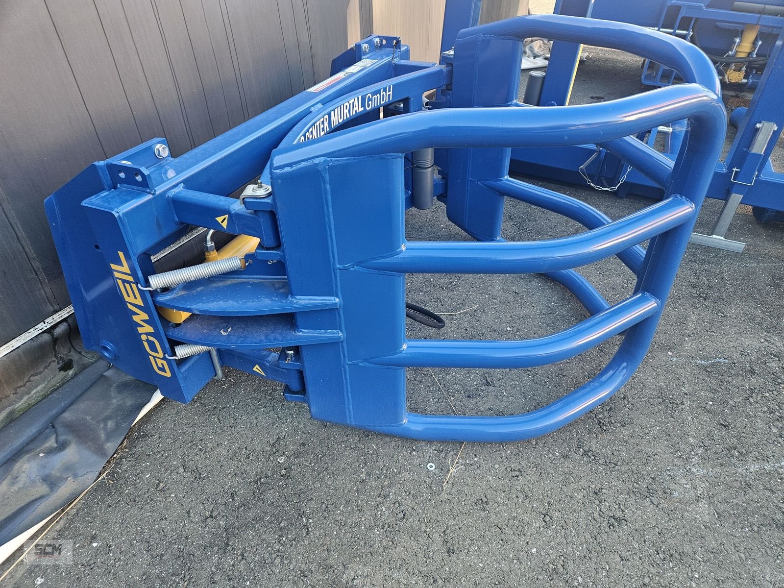 Folienballenzange of the type Göweil RBG, Neumaschine in St. Marein (Picture 3)