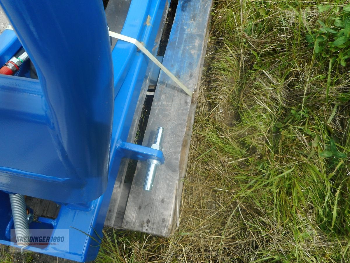 Folienballenzange of the type Göweil RBG, Neumaschine in Altenfelden (Picture 8)