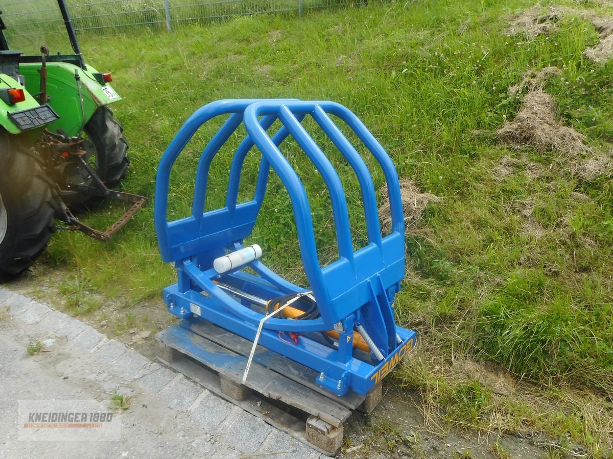 Folienballenzange of the type Göweil RBG, Neumaschine in Altenfelden (Picture 4)