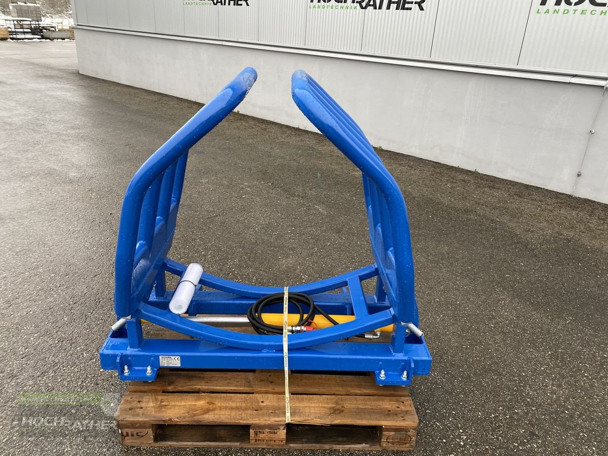 Folienballenzange of the type Göweil RBG, Neumaschine in Kronstorf (Picture 2)