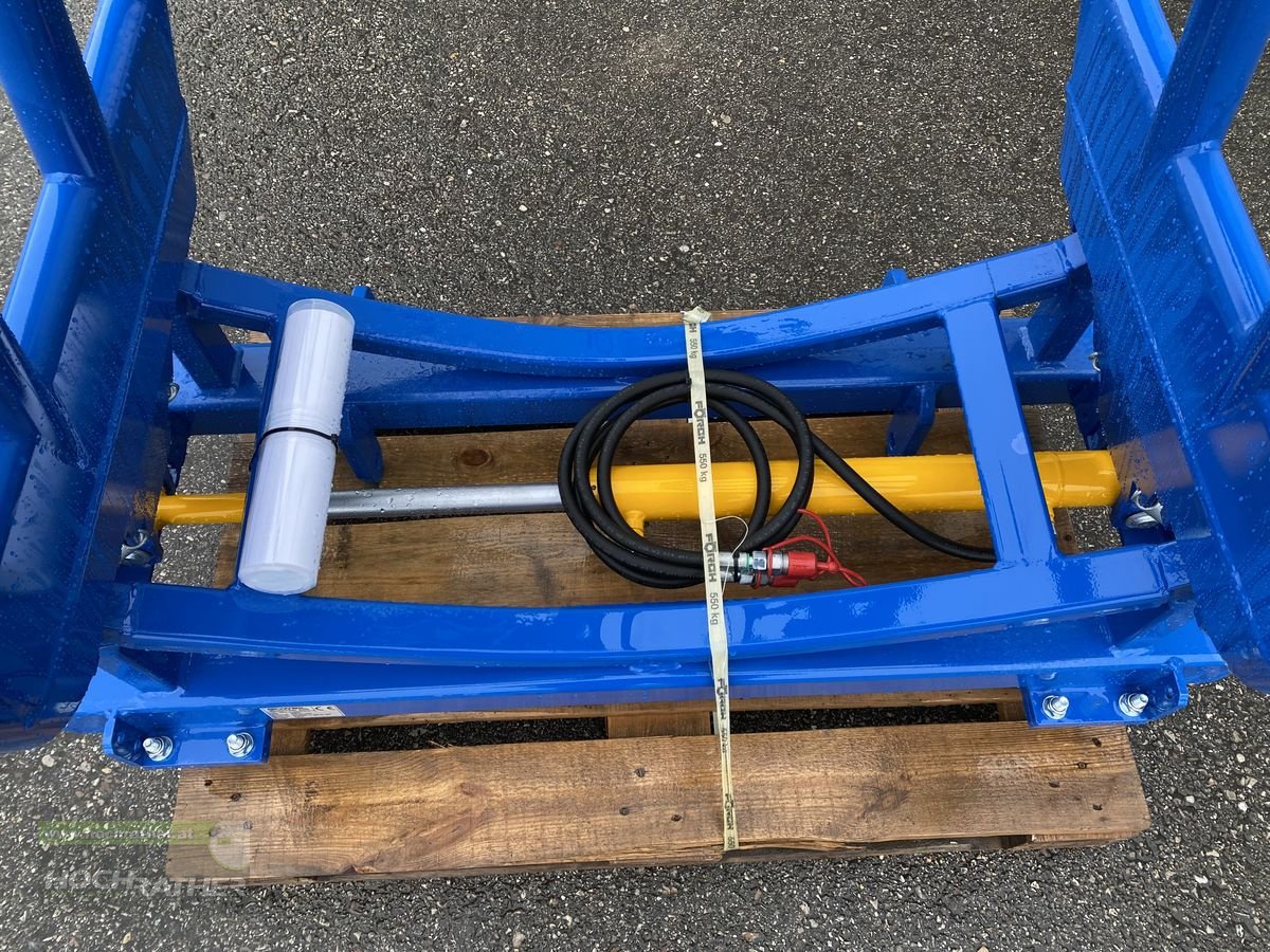 Folienballenzange of the type Göweil RBG, Neumaschine in Kronstorf (Picture 11)