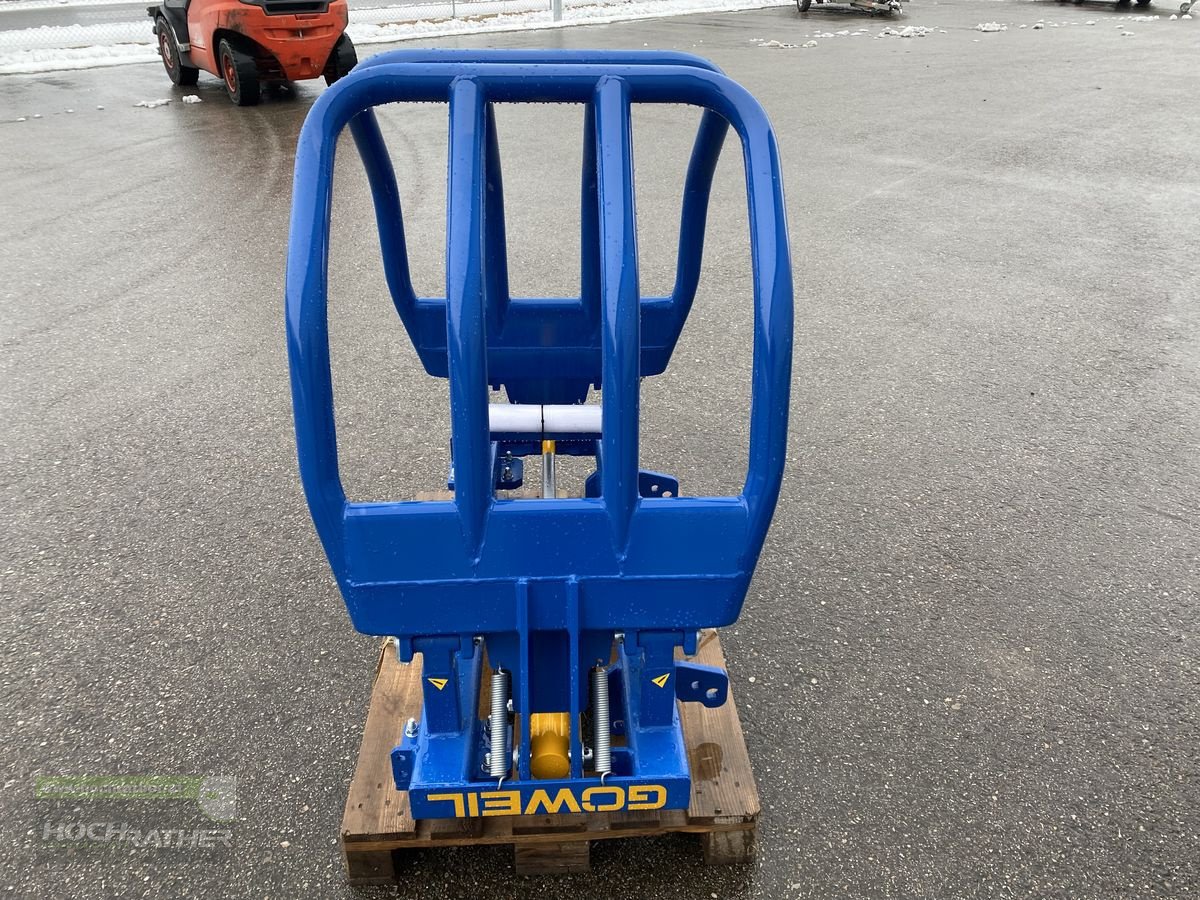 Folienballenzange of the type Göweil RBG, Neumaschine in Kronstorf (Picture 9)