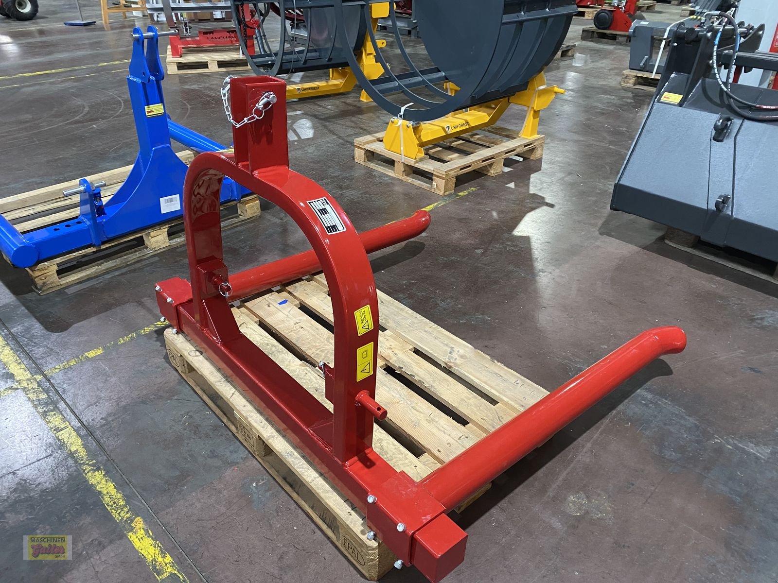 Folienballenzange des Typs Granit Ballentransportgabel verstellbar Dreipunkt, Neumaschine in Kötschach (Bild 3)