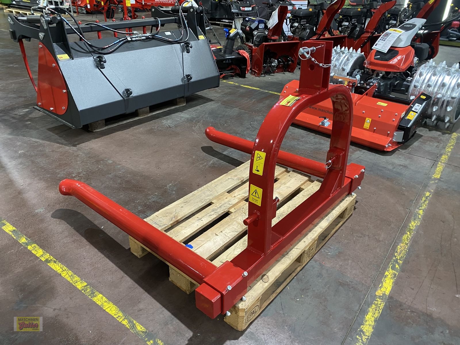 Folienballenzange des Typs Granit Ballentransportgabel verstellbar Dreipunkt, Neumaschine in Kötschach (Bild 1)