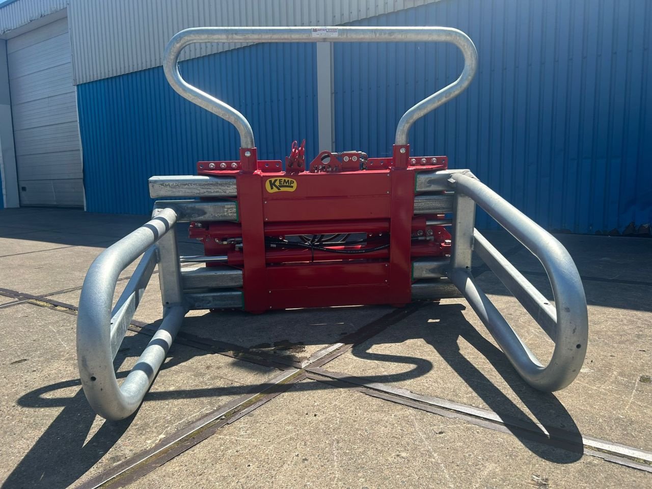 Folienballenzange des Typs Kempf 800-2600 Klem, Neumaschine in Joure (Bild 5)