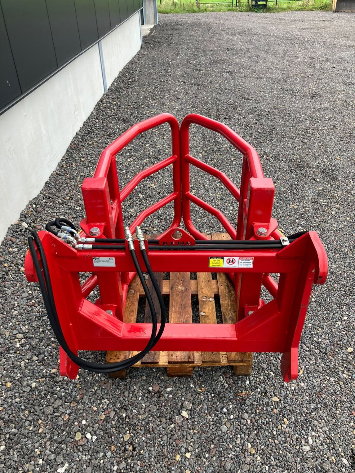 Folienballenzange of the type Kempf rond, Neumaschine in Dalfsen (Picture 3)