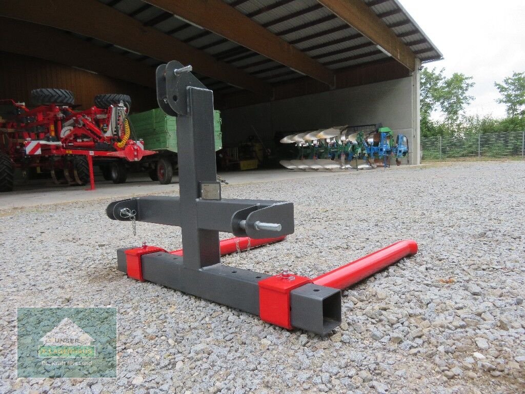 Folienballenzange of the type Krpan BT ECO, Neumaschine in Hofkirchen (Picture 1)