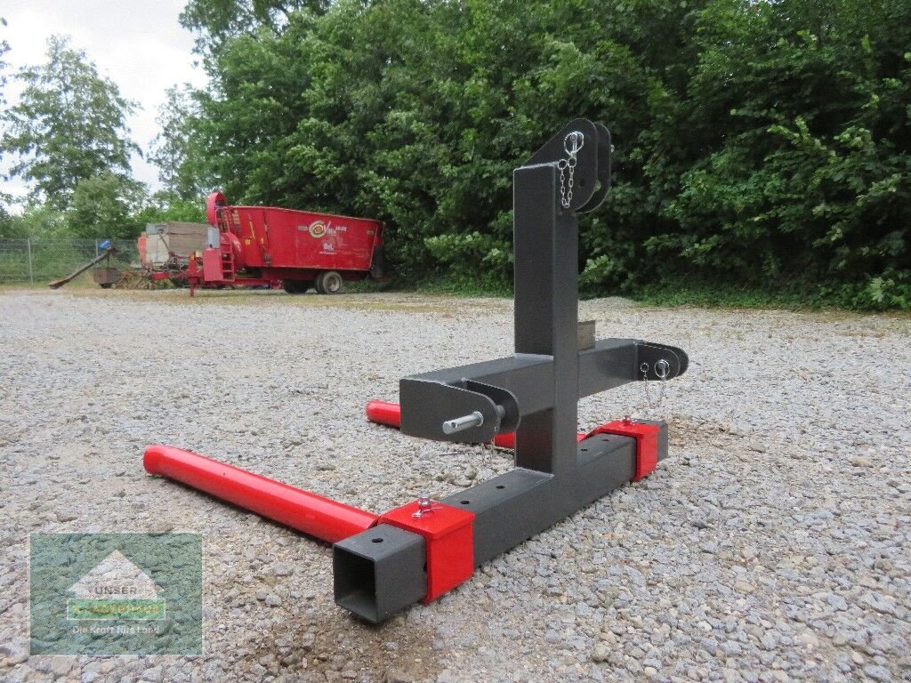 Folienballenzange of the type Krpan BT ECO, Neumaschine in Hofkirchen (Picture 2)