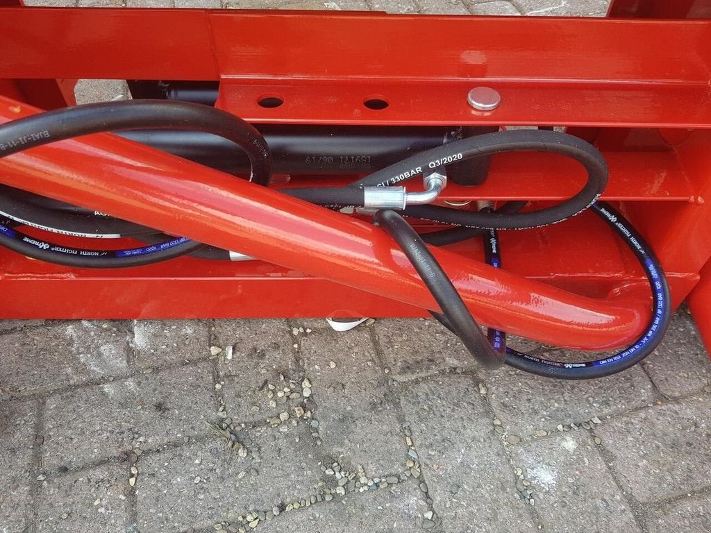 Folienballenzange des Typs Sonstige (Vierkante) Balenklem Euro, Neumaschine in Goudriaan (Bild 6)