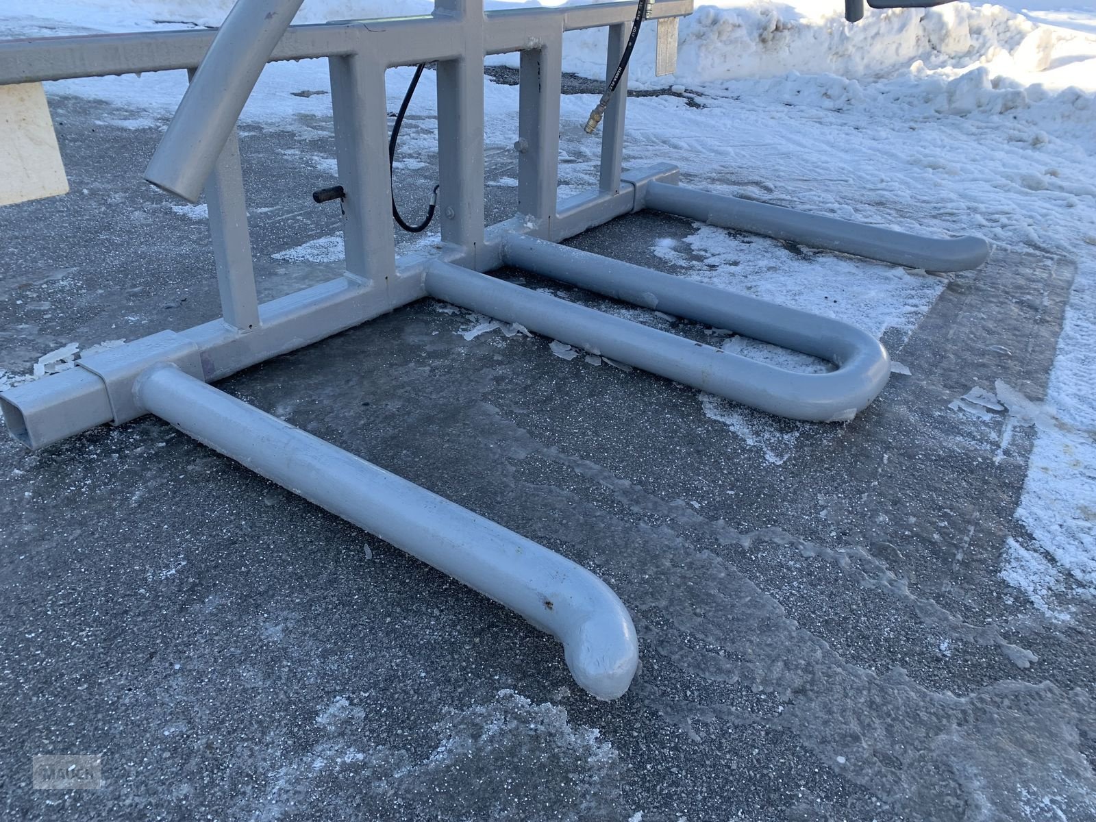 Folienballenzange tipa Sonstige Ballentransporter mit Niederhalter, Gebrauchtmaschine u Eben (Slika 9)