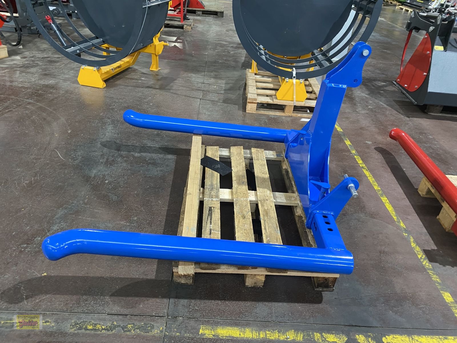 Folienballenzange des Typs Sonstige Ballentransportgabel verstellbar Dreipunkt, Neumaschine in Kötschach (Bild 7)