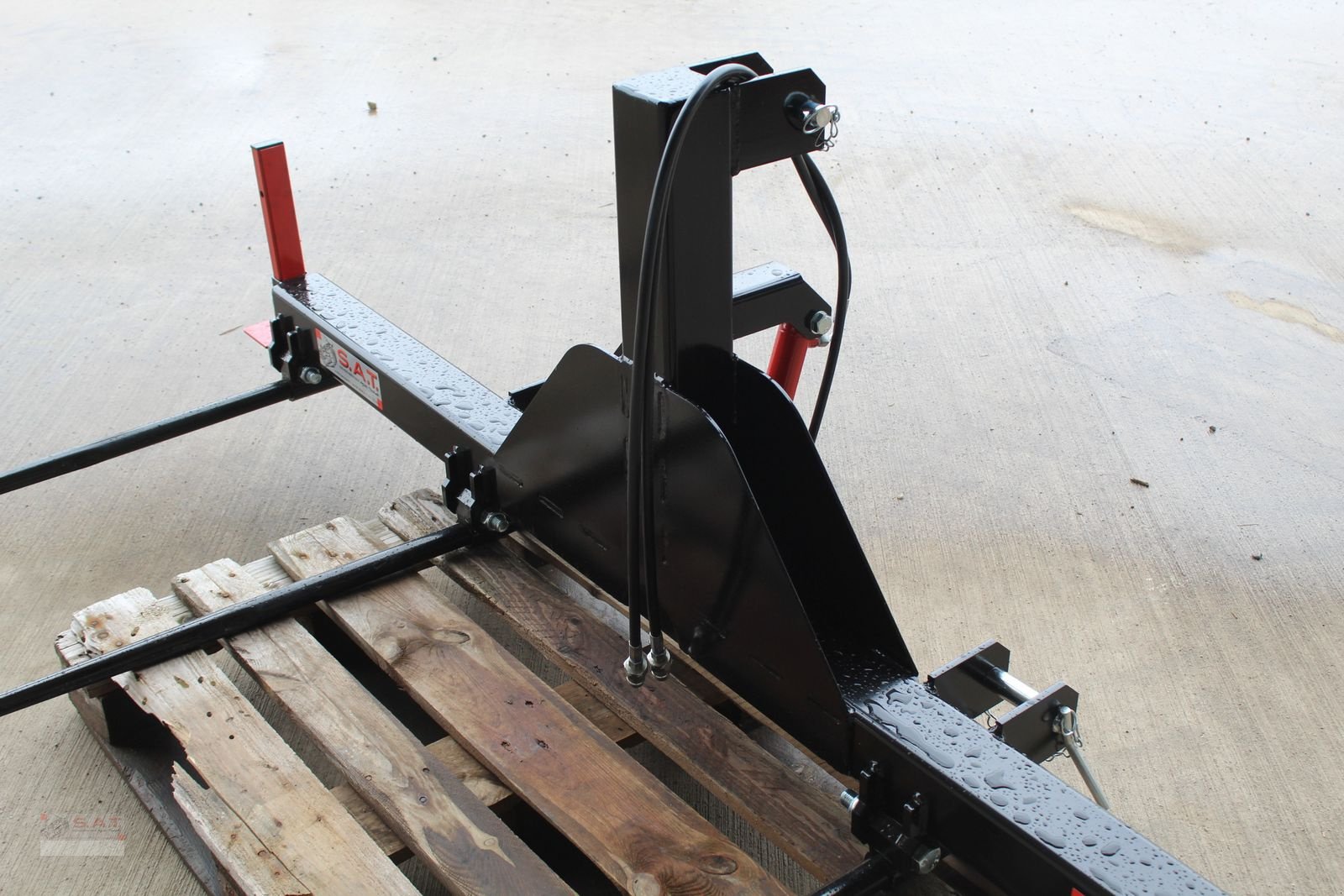 Folienballenzange of the type Sonstige Doppelter Ballentransporter-Hydraulisch, Neumaschine in Eberschwang (Picture 4)