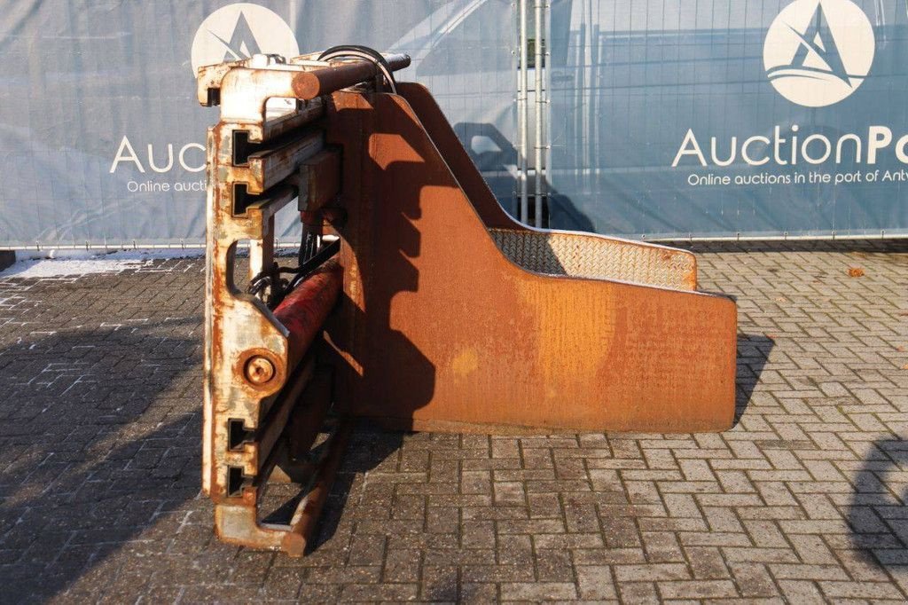 Folienballenzange of the type Sonstige Durwen PBK 140, Gebrauchtmaschine in Antwerpen (Picture 9)