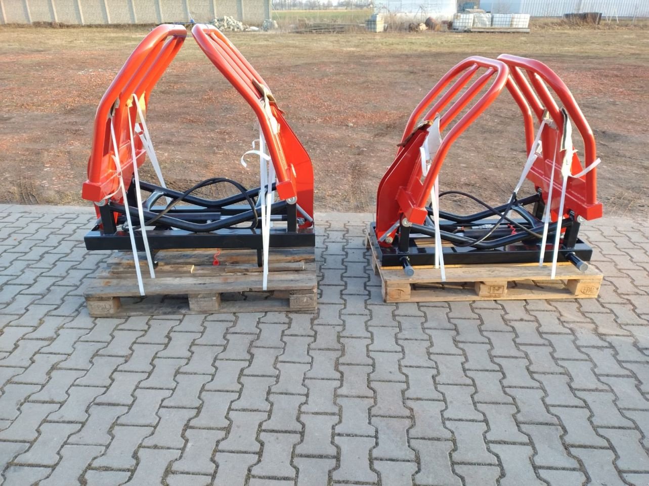 Folienballenzange of the type Sonstige Eigen Euro Giant Weidemann, Neumaschine in Kargowa (Picture 1)